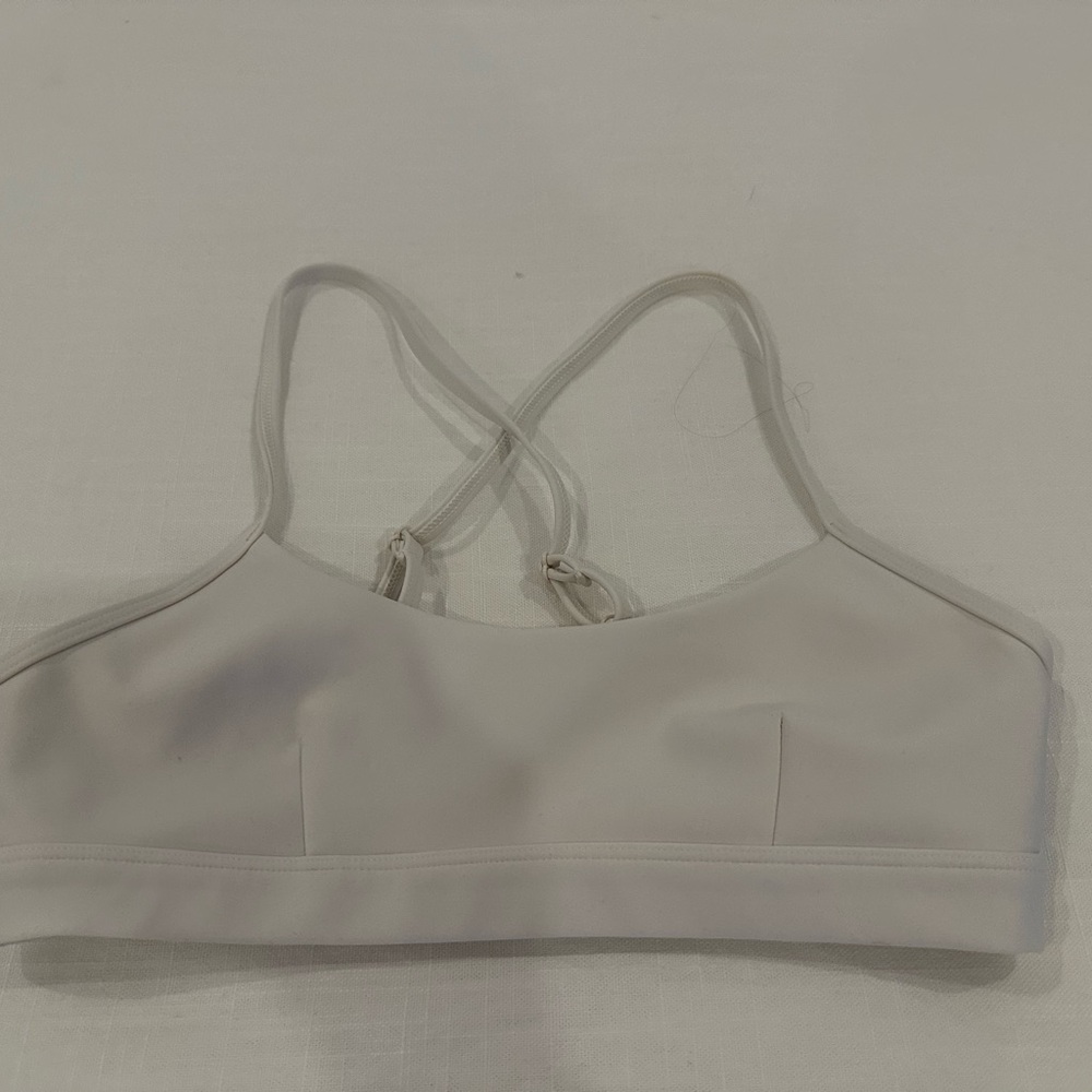 ALO Yoga Cream Sports Bra
